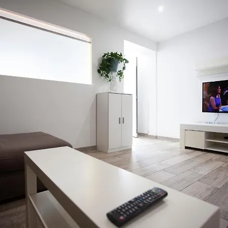 Adosado Con Terraza Y Azotea