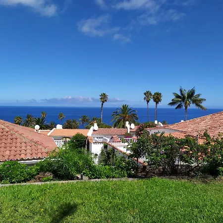 Adosado Con Terraza Y Azotea * Los Realejos